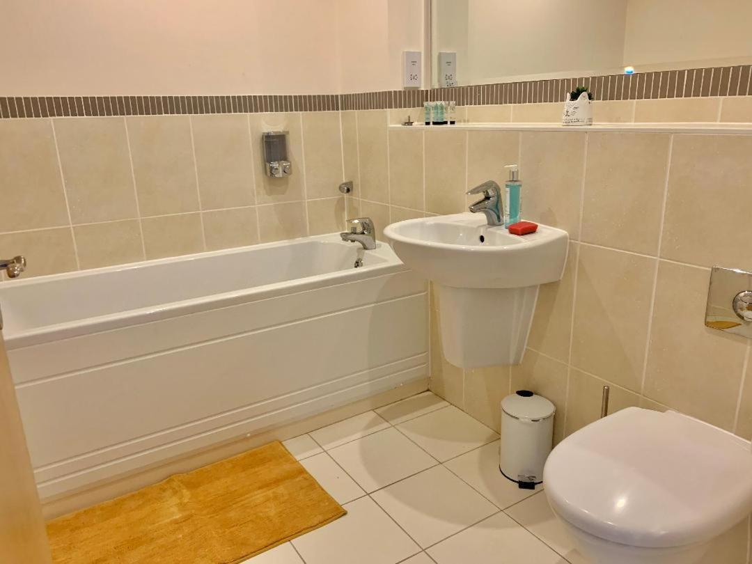 An Entire 2Beds, 2Bathrooms, Free Wifi, Free Parking, Risinghurst, Oxford Exteriér fotografie
