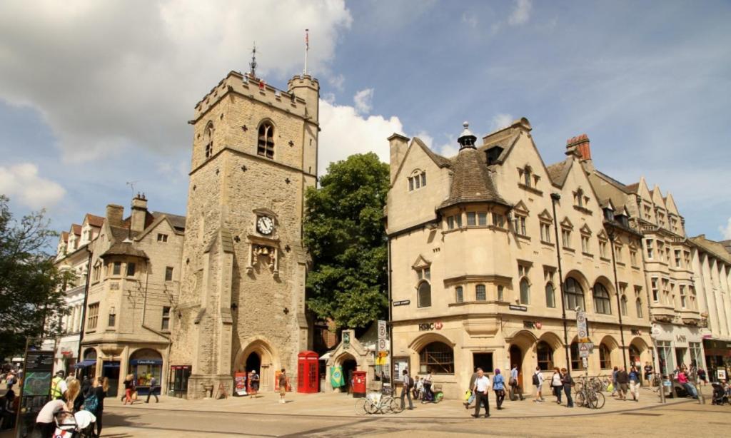 An Entire 2Beds, 2Bathrooms, Free Wifi, Free Parking, Risinghurst, Oxford Exteriér fotografie